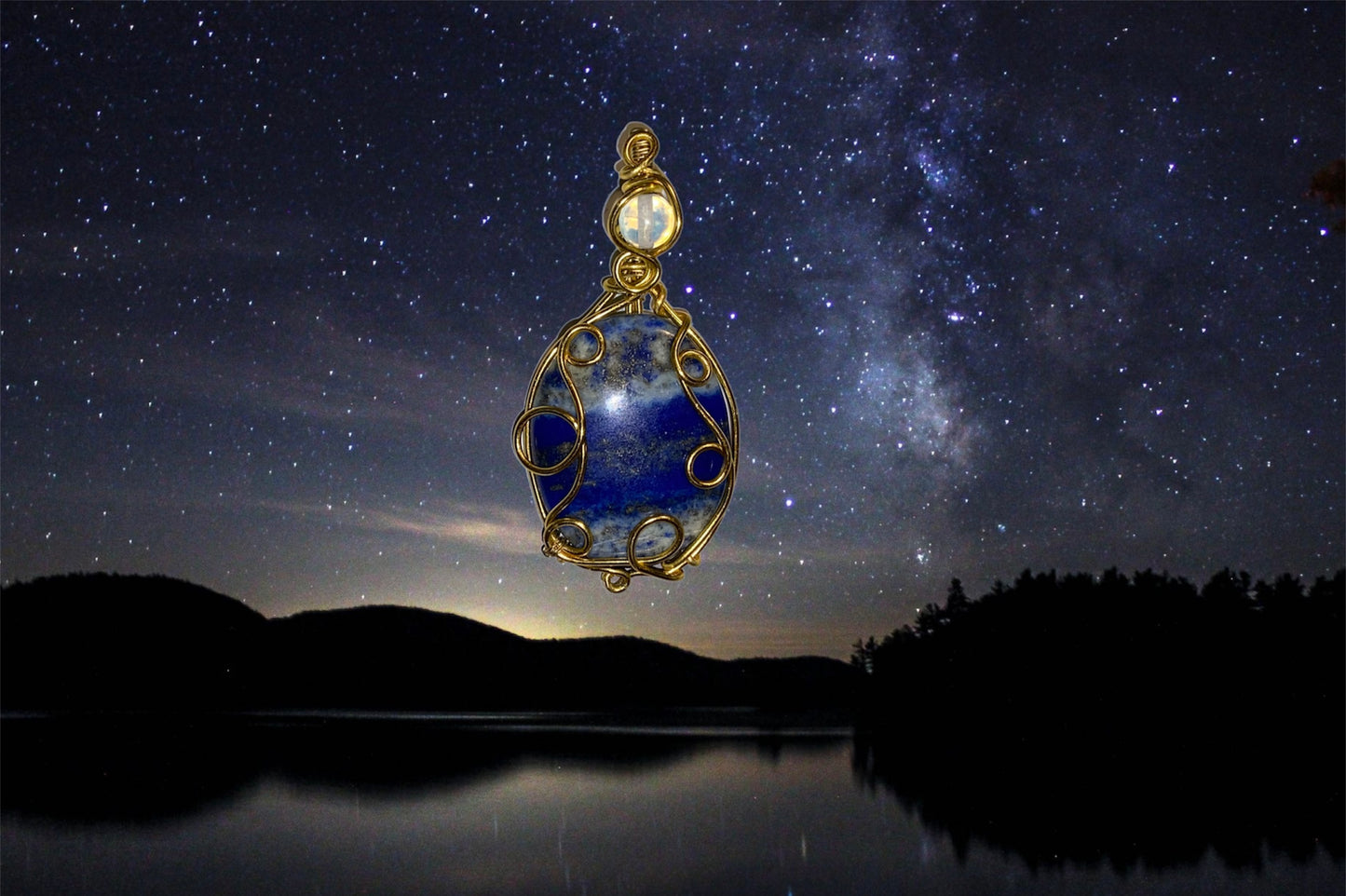 Soul of the stars Lapis Lazuli Pendant